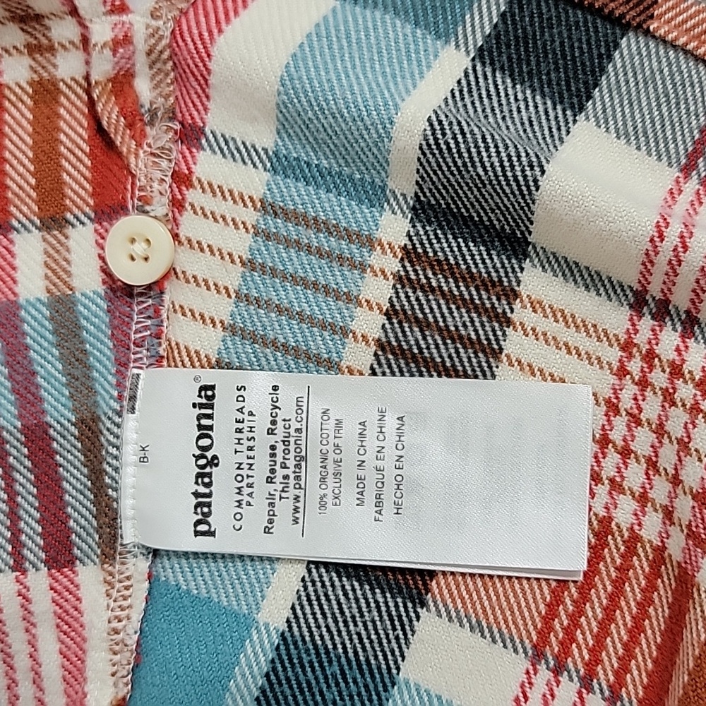 Patagonia Women's White Red Blue Plaid Flannel Button Up Top, 8 - Picture 7 of 9